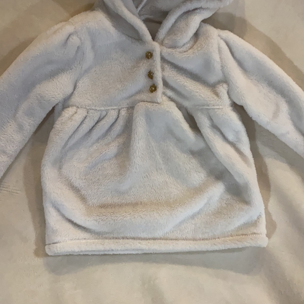 Carter’s soft pullover - Picture 2 of 13